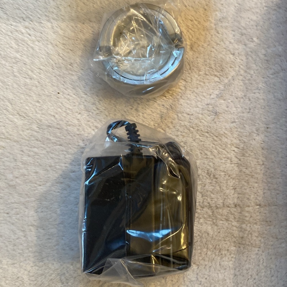 Rabbit Electric Rabbit rechargeable corkscrew NIB - Picture 6 of 15